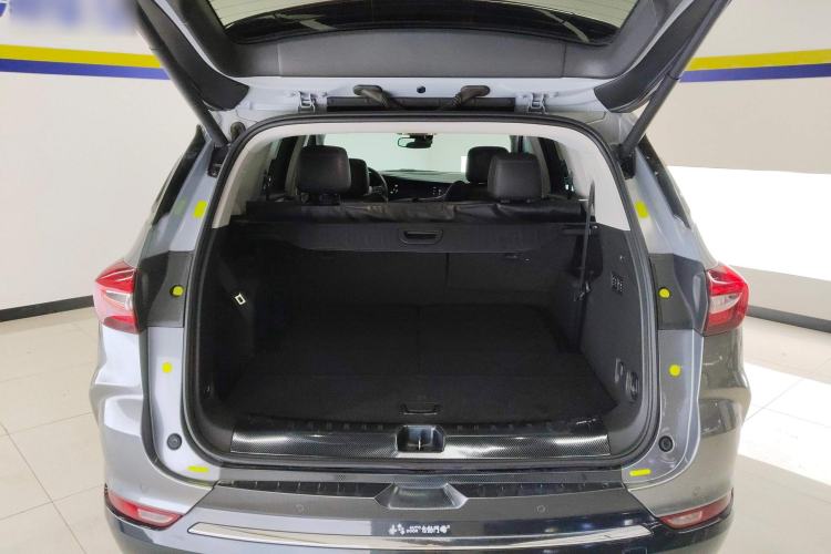 Used Buick Enclave 2020 28T Two-Wheel Drive Prestige Version Trunk