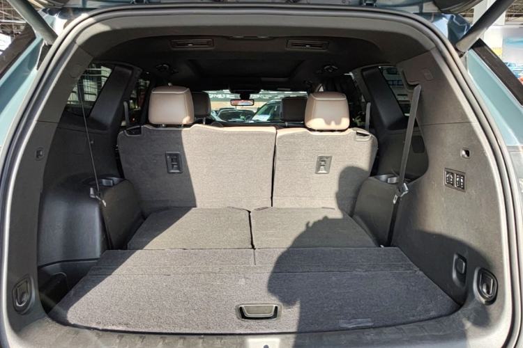 Used Buick Enclave 2020 28T Four-Wheel Drive Luxury Flagship Edition Trunk