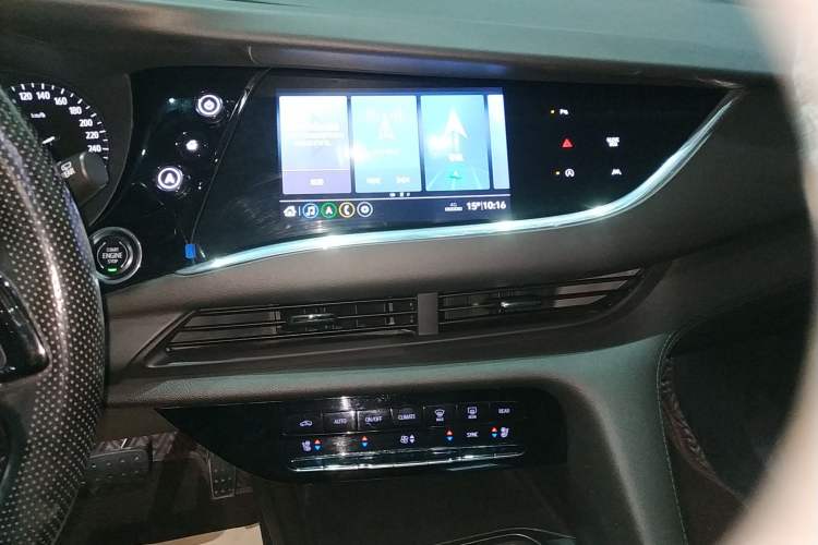 Used Buick Enclave 2020 28T Four-Wheel Drive Prestige Version Audio And AC Panel