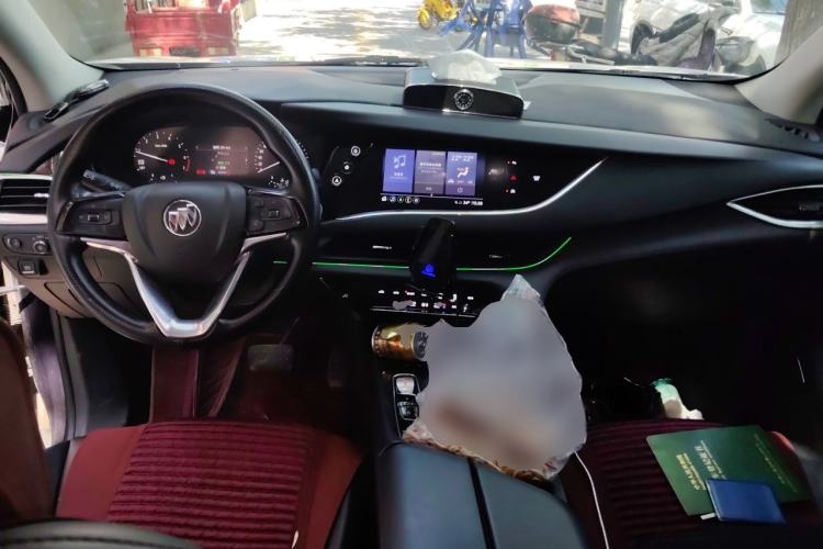 Used Buick Enclave 2020 28T Two-Wheel Drive Zhanqi Version Center Console