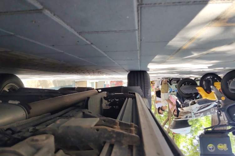 Used Buick Enclave 2020 28T Two-Wheel Drive Zhanqi Version Chassis Front Right