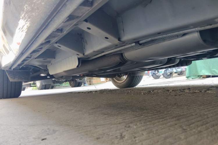 Used Buick Enclave 2020 28T Four-Wheel Drive Luxury Flagship Edition Chassis Front Right