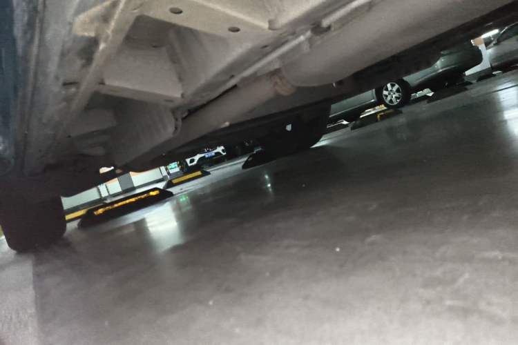 Used Buick Enclave 2020 28T Two-Wheel Drive Prestige Version Chassis Front Right