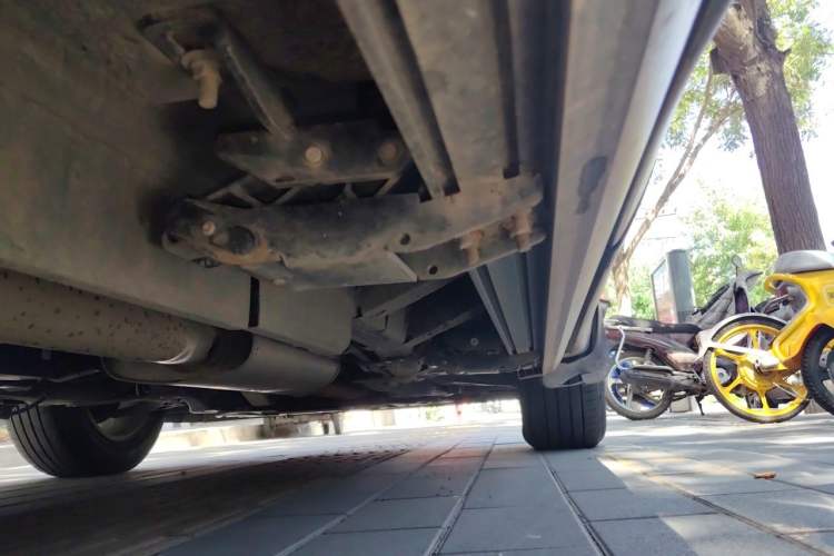 Used Buick Enclave 2020 28T Two-Wheel Drive Zhanqi Version Chassis Rear Right