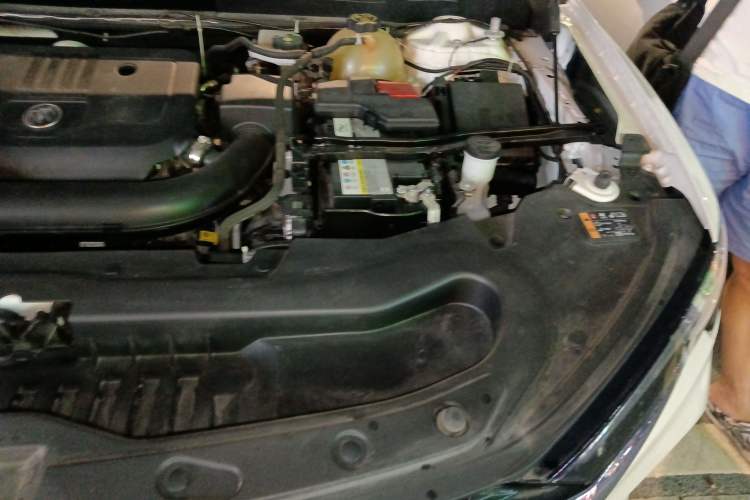 Used Buick Enclave 2020 28T Four-Wheel Drive Luxury Flagship Edition Engine Bay Left