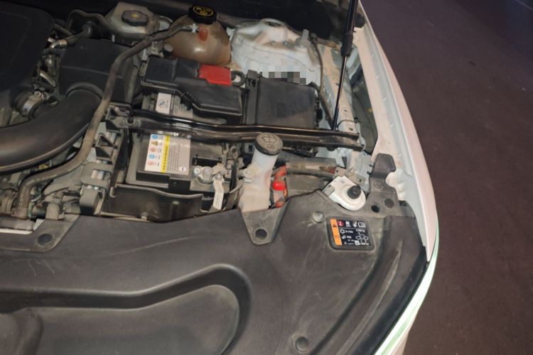 Used Buick Enclave 2020 28T Four-Wheel Drive Luxury Flagship Edition Engine Bay Left