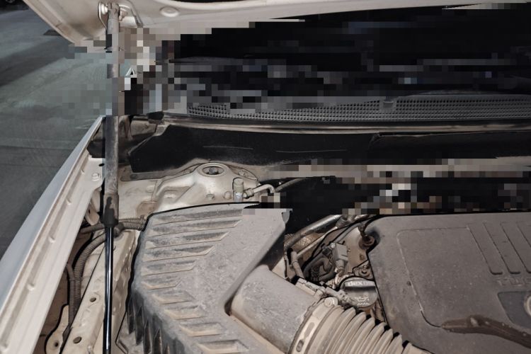 Used Buick Enclave 2020 28T Four-Wheel Drive Prestige Version Engine Bay Right