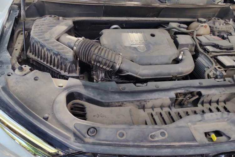 Used Buick Enclave 2020 28T Two-Wheel Drive Zhanqi Version Engine Bay Right