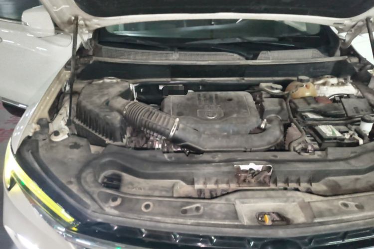 Used Buick Enclave 2020 28T Two-Wheel Drive Prestige Version Engine Bay Right