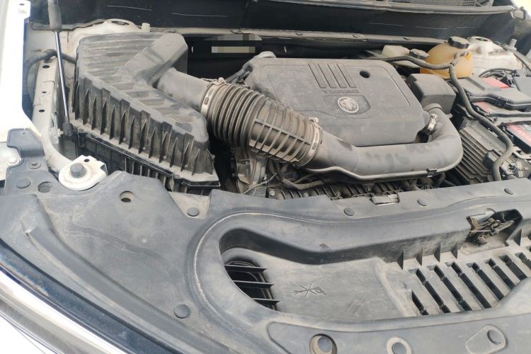 Used Buick Enclave 2020 28T Two-Wheel Drive Prestige Version Engine Bay Right