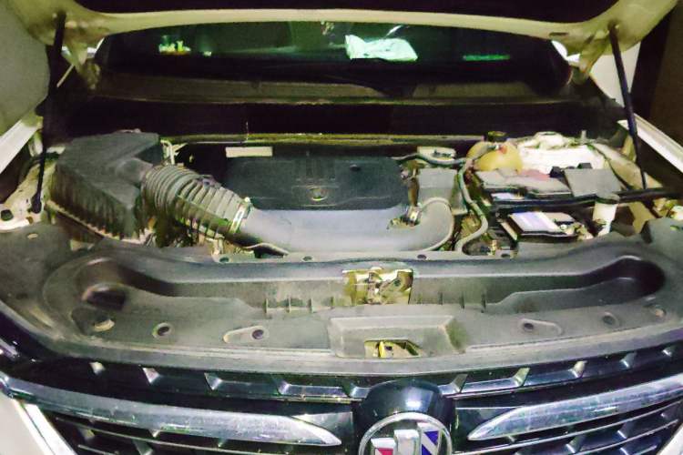 Used Buick Enclave 2020 28T Four-Wheel Drive Luxury Flagship Edition Engine Bay