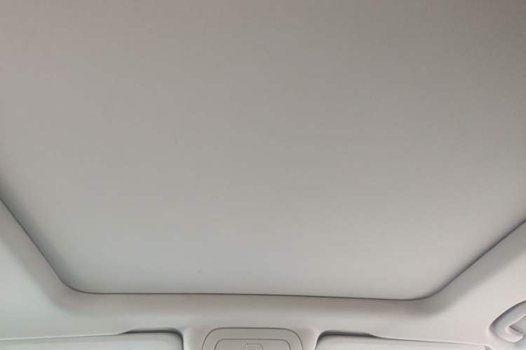 Used Buick Enclave 2020 28T Two-Wheel Drive Prestige Version Headliner
