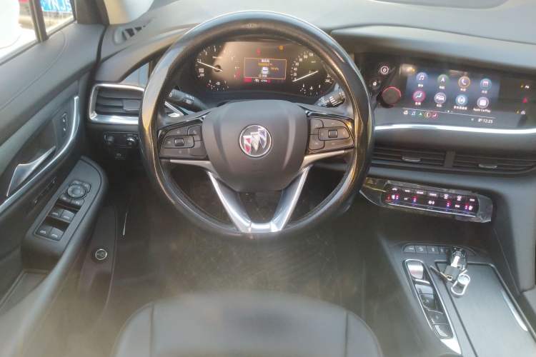 Used Buick Enclave 2020 28T Two-Wheel Drive Prestige Version Interior 3