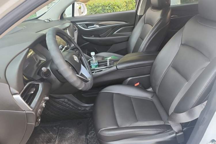 Used Buick Enclave 2020 28T Two-Wheel Drive Luxury Version Left Front Seat
