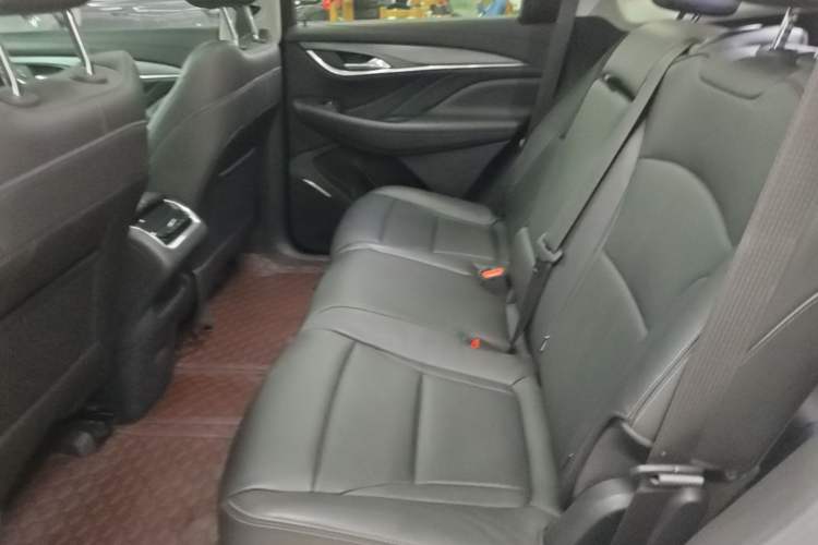 Used Buick Enclave 2020 28T Two-Wheel Drive Prestige Version Left Rear Seat