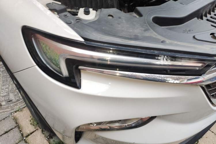 Used Buick Enclave 2020 28T Two-Wheel Drive Luxury Version Right Front Headlight