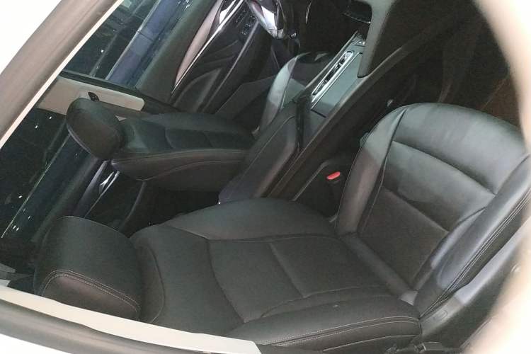 Used Buick Enclave 2020 28T Four-Wheel Drive Prestige Version Right Front Seat