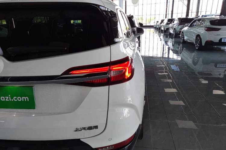 Used Buick Enclave 2020 28T Four-Wheel Drive Luxury Flagship Edition Right Rear Taillight