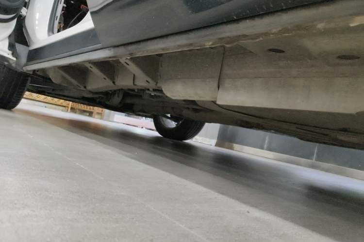 Used Buick Enclave 2020 28T Four-Wheel Drive Luxury Flagship Edition Right Side Sill