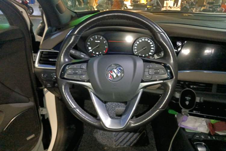 Used Buick Enclave 2020 28T Four-Wheel Drive Luxury Flagship Edition Steering Wheel
