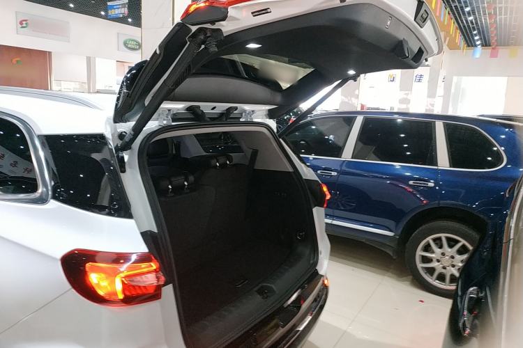 Used Buick Enclave 2020 28T Four-Wheel Drive Prestige Version Trunk