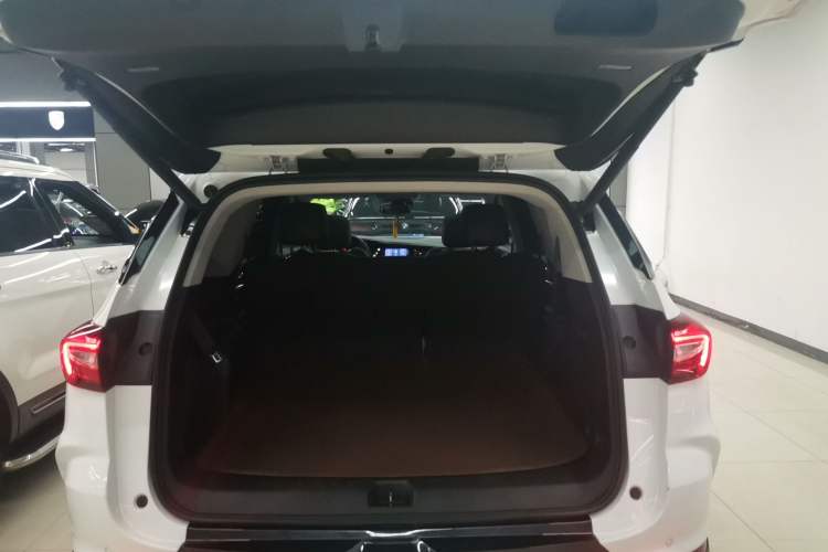Used Buick Enclave 2020 28T Four-Wheel Drive Prestige Version Trunk