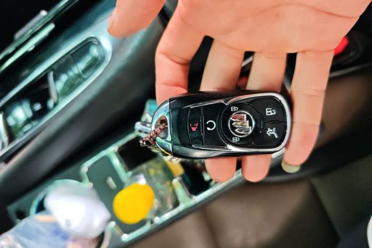 Used Buick Enclave 2020 28T Four-Wheel Drive Luxury Flagship Edition Vehicle Key