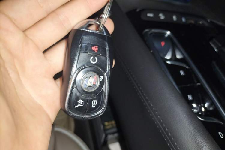 Used Buick Enclave 2020 28T Four-Wheel Drive Luxury Flagship Edition Vehicle Key