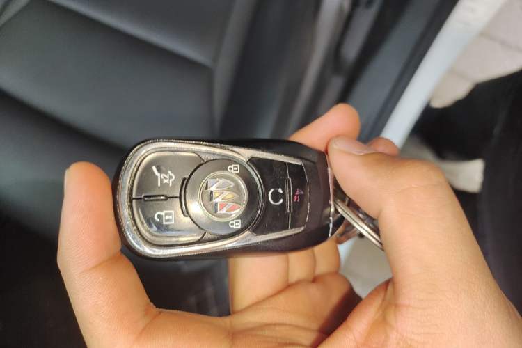Used Buick Enclave 2020 28T Two-Wheel Drive Luxury Version Vehicle Key