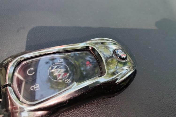 Used Buick Enclave 2020 28T Two-Wheel Drive Zhanqi Version Vehicle Key