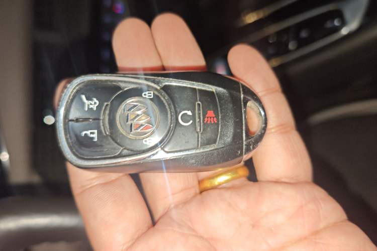 Used Buick Enclave 2020 28T Four-Wheel Drive Luxury Flagship Edition Vehicle Key
