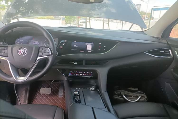 Used Buick Enclave 2022 652T Two-Wheel-Drive Prestige 7-Seater Audio And AC Panel