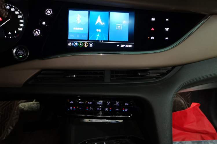 Used Buick Enclave 2022 652T 4x4 Prestige Flagship 7-Seater Audio And AC Panel