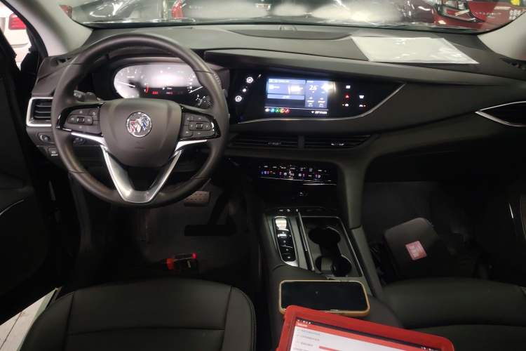 Used Buick Enclave 2022 652T Two-Wheel-Drive Prestige 7-Seater Center Console