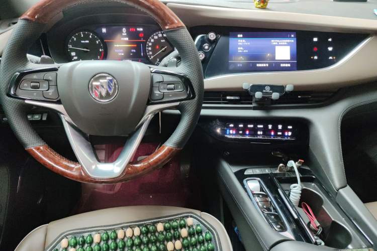 Used Buick Enclave 2022 652T 4x4 Prestige Flagship 7-Seater Center Console