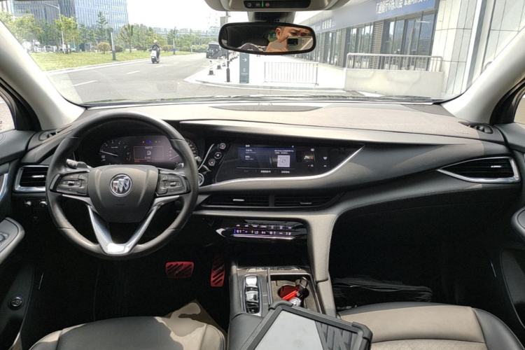 Used Buick Enclave 2022 652T Two-Wheel-Drive Prestige 7-Seater Center Console