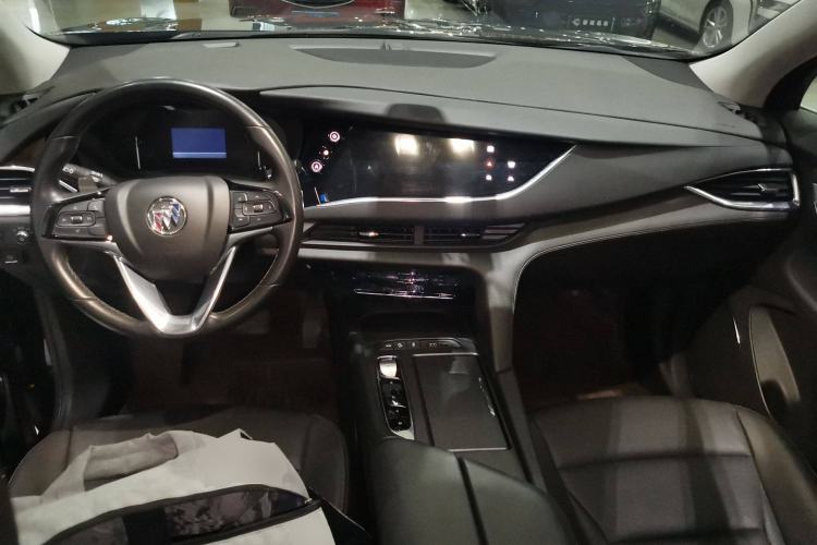 Used Buick Enclave 2022 652T Two-Wheel-Drive Prestige 7-Seater Center Console