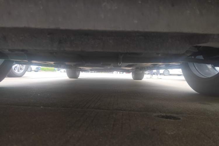 Used Buick Enclave 2022 652T Two-Wheel-Drive Prestige 7-Seater Chassis Front