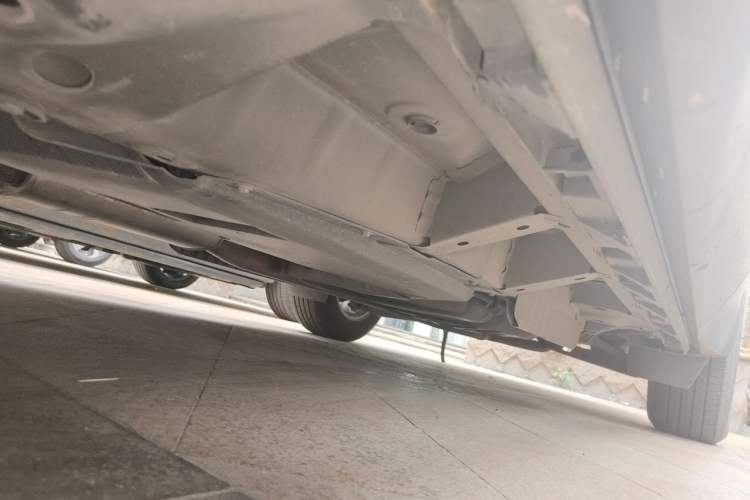 Used Buick Enclave 2022 652T Two-Wheel-Drive Prestige 7-Seater Chassis Front Left