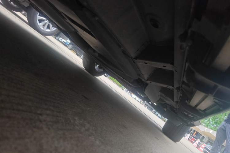 Used Buick Enclave 2022 652T Two-Wheel-Drive Prestige 7-Seater Chassis Front Left