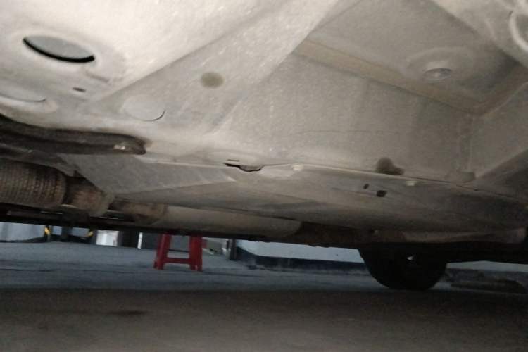 Used Buick Enclave 2022 652T Two-Wheel-Drive Prestige 7-Seater Chassis Front Left