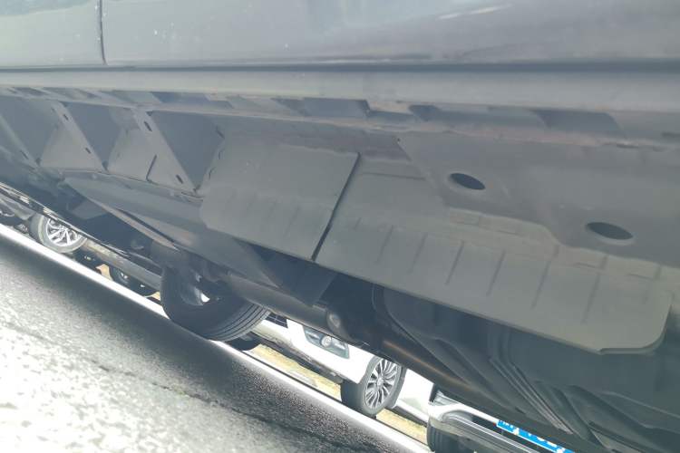 Used Buick Enclave 2022 652T Two-Wheel-Drive Prestige 7-Seater Chassis Rear Left