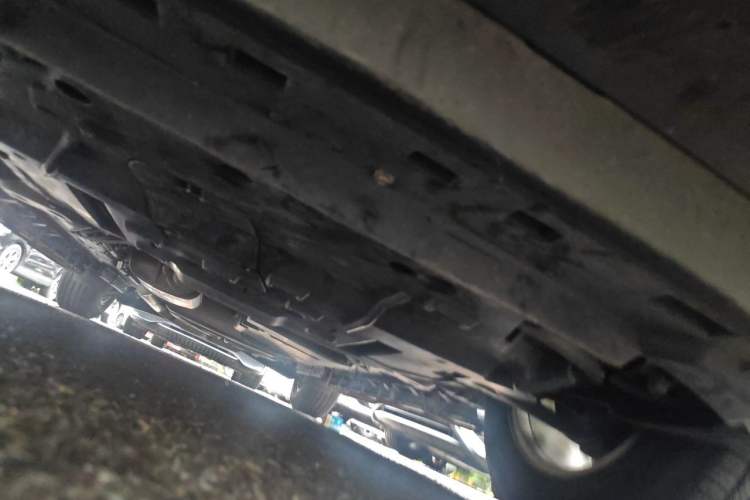 Used Buick Enclave 2022 652T Two-Wheel-Drive Prestige 7-Seater Chassis Rear Left