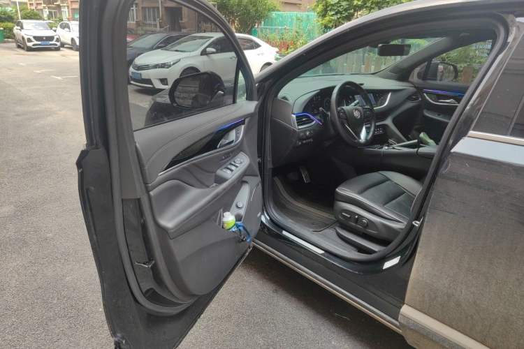 Used Buick Enclave 2022 652T 4x4 Prestige Flagship 6-Seater Driver Seat