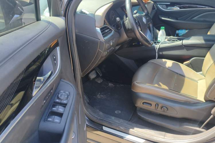 Used Buick Enclave 2022 652T 4x4 Prestige Flagship 7-Seater Driver Seat