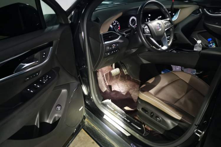 Used Buick Enclave 2022 652T 4x4 Prestige Flagship 7-Seater Driver Seat