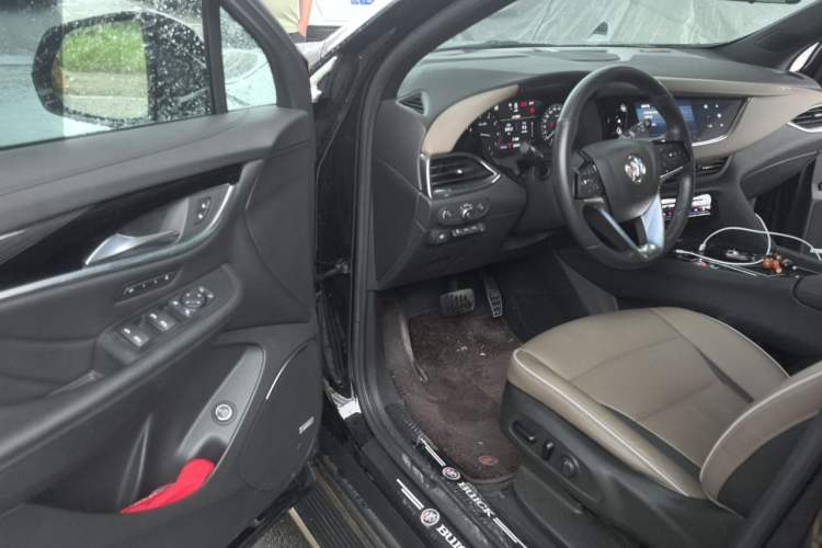 Used Buick Enclave 2022 652T 4x4 Prestige Flagship 7-Seater Driver Seat