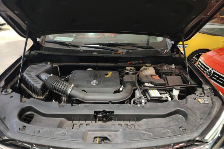 Used Buick Enclave 2022 652T Two-Wheel-Drive Prestige 7-Seater Engine Bay
