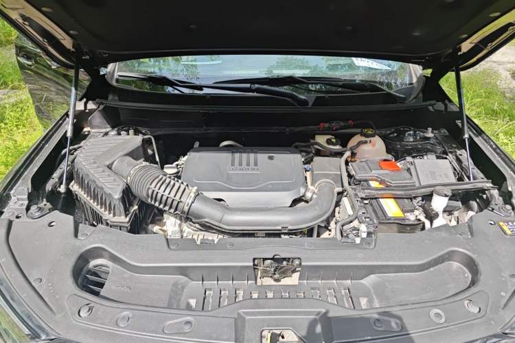 Used Buick Enclave 2022 652T 4x4 Prestige Flagship 6-Seater Engine Bay