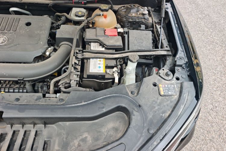 Used Buick Enclave 2022 652T 4x4 Prestige Flagship 6-Seater Engine Bay Left